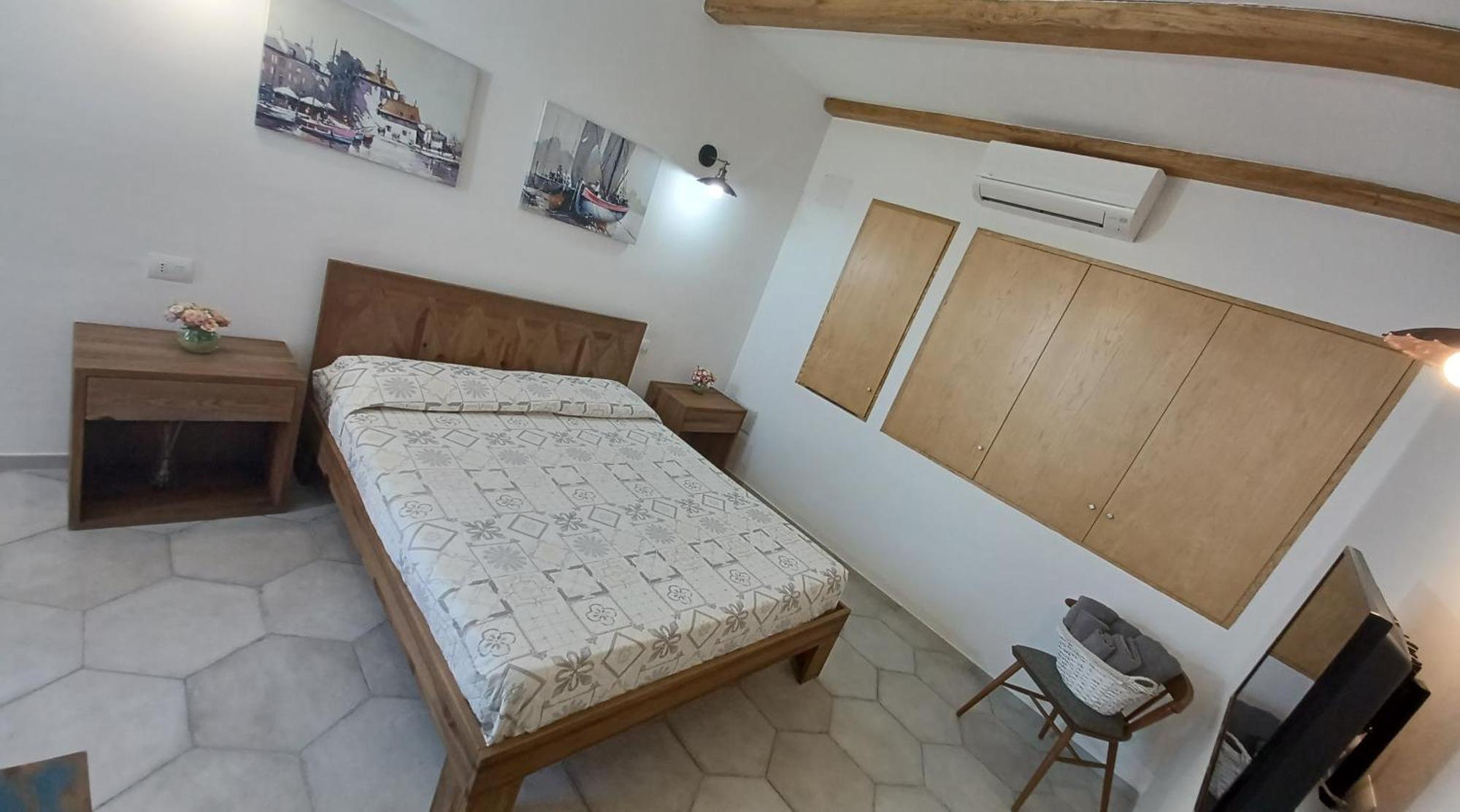 Li Petri Manni Panzió Olbia Kültér fotó